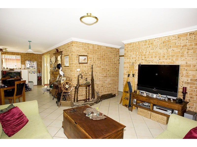 1 and 2/11 Leumeah Street, Sanctuary Point NSW 2540