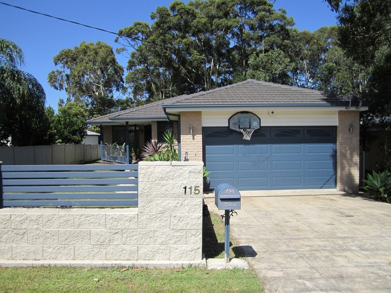 115 Waratah  Crescent, Sanctuary Point NSW 2540
