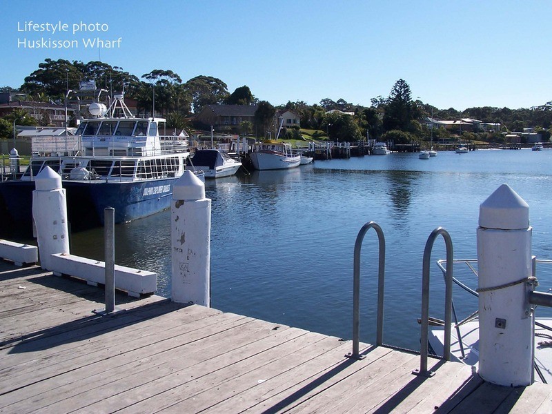 2/74 Hawke  Street, Huskisson NSW 2540