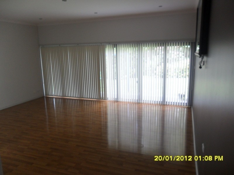 42b Waldegrave Crescent, Vincentia NSW 2540