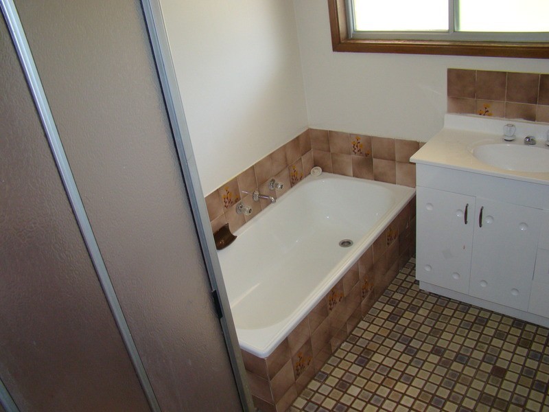 1 Albion  Street, Sanctuary Point NSW 2540