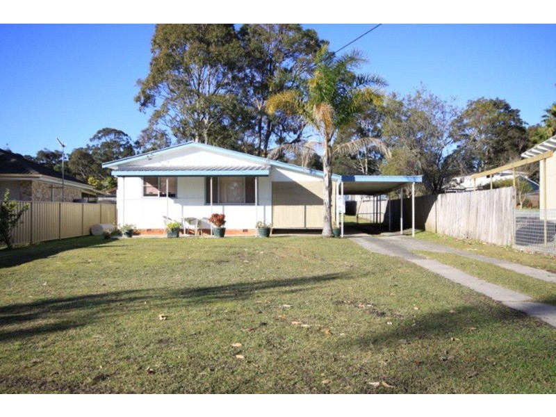 211 Loralyn  Avenue, Sanctuary Point NSW 2540
