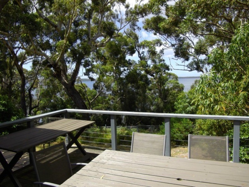 106 Greville  Avenue, Sanctuary Point NSW 2540