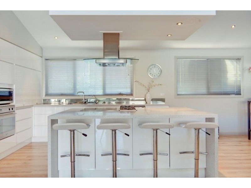 8 Maxwell  Crescent, Sanctuary Point NSW 2540