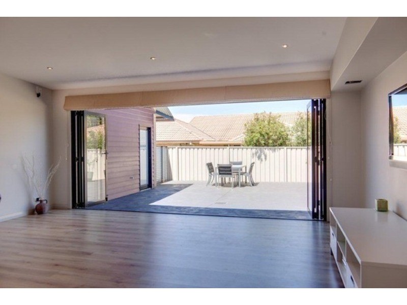 8 Maxwell  Crescent, Sanctuary Point NSW 2540