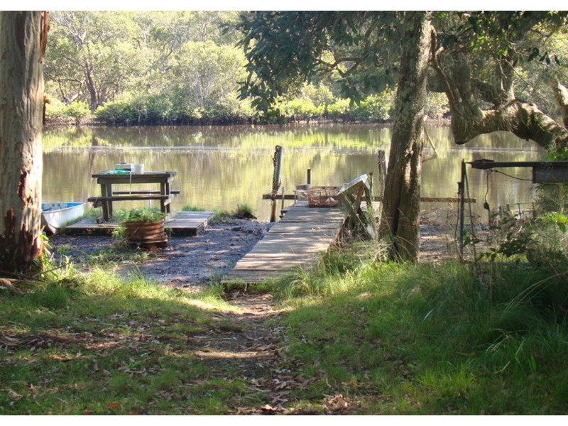 31 Streamside Street, Woollamia NSW 2540