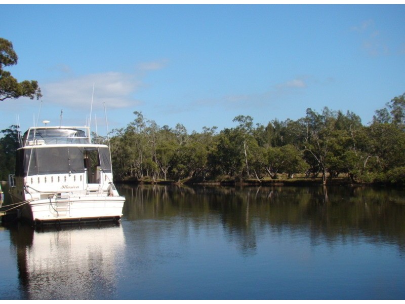 31 Streamside Street, Woollamia NSW 2540