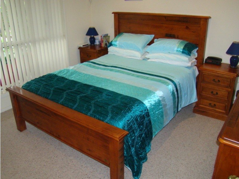 31 Streamside Street, Woollamia NSW 2540