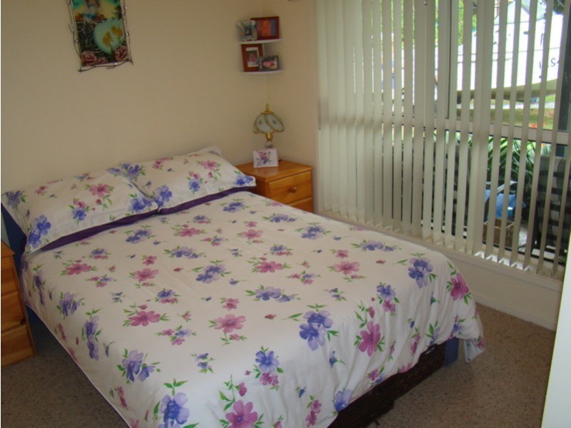 31 Streamside Street, Woollamia NSW 2540