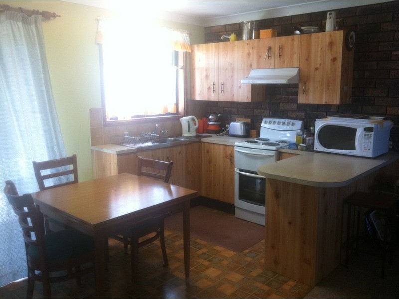 10 Avro  Avenue, Sanctuary Point NSW 2540