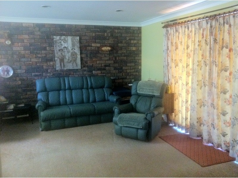 10 Avro  Avenue, Sanctuary Point NSW 2540