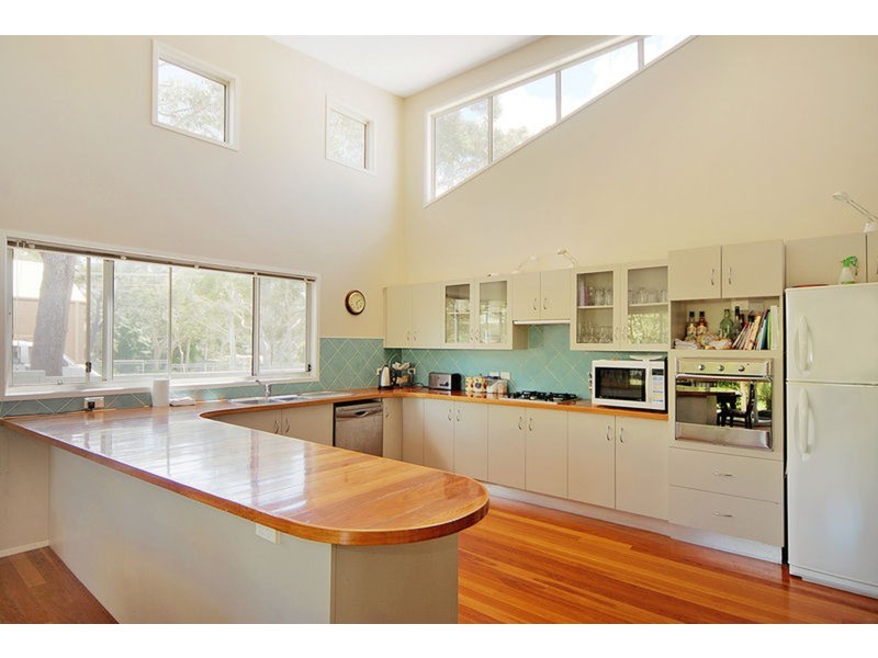 16 Saumarez Street, Vincentia NSW 2540