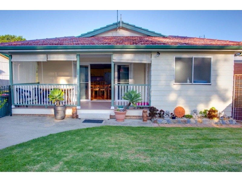 15 Edmund  Street, Sanctuary Point NSW 2540