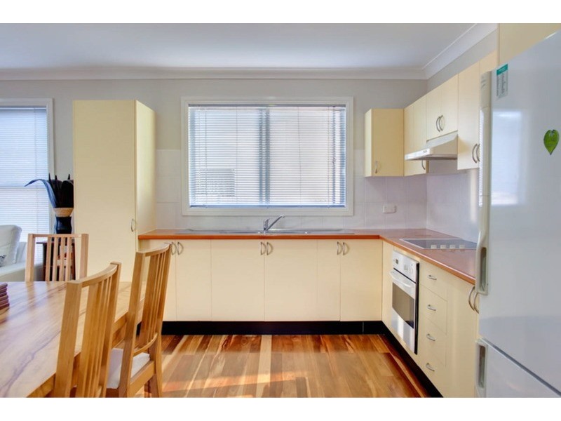 15 Edmund  Street, Sanctuary Point NSW 2540