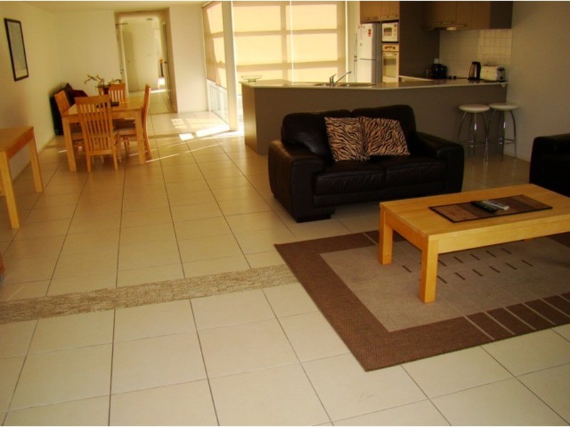 4/13 Hawke  Street, Huskisson NSW 2540