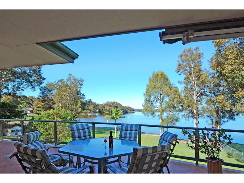 9 Kevin Crescent, St Georges Basin NSW 2540