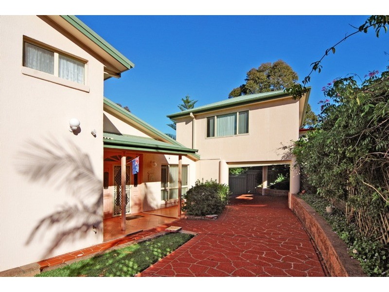 9 Kevin Crescent, St Georges Basin NSW 2540