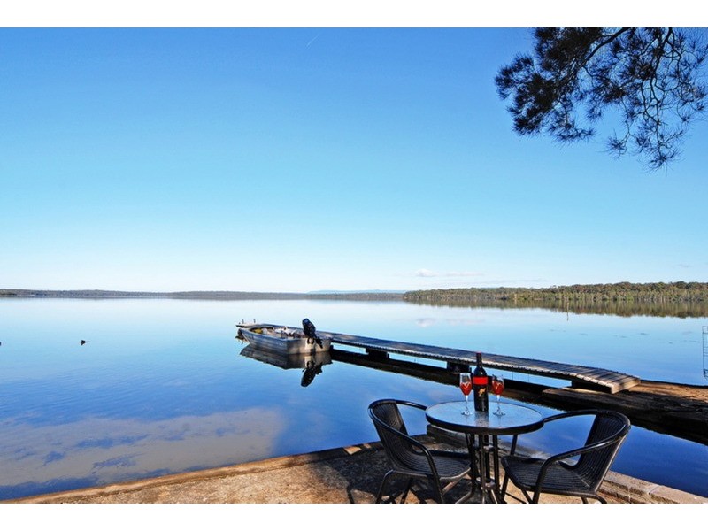 9 Kevin Crescent, St Georges Basin NSW 2540