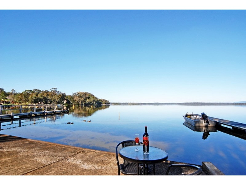 9 Kevin Crescent, St Georges Basin NSW 2540