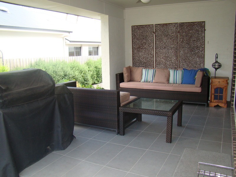 27 Halloran Street, Vincentia NSW 2540