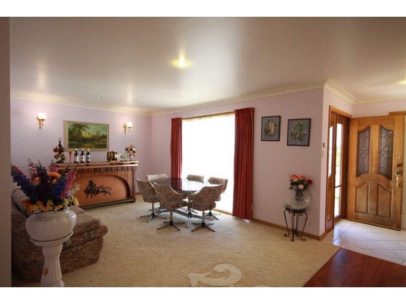 96 Fairway  Drive, Sanctuary Point NSW 2540