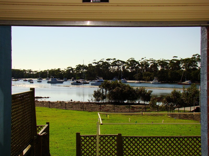 1/15 Wood  Crescent, Huskisson NSW 2540