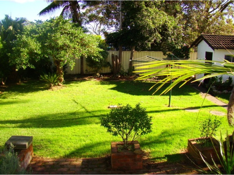 9 Truscott Avenue, Sanctuary Point NSW 2540