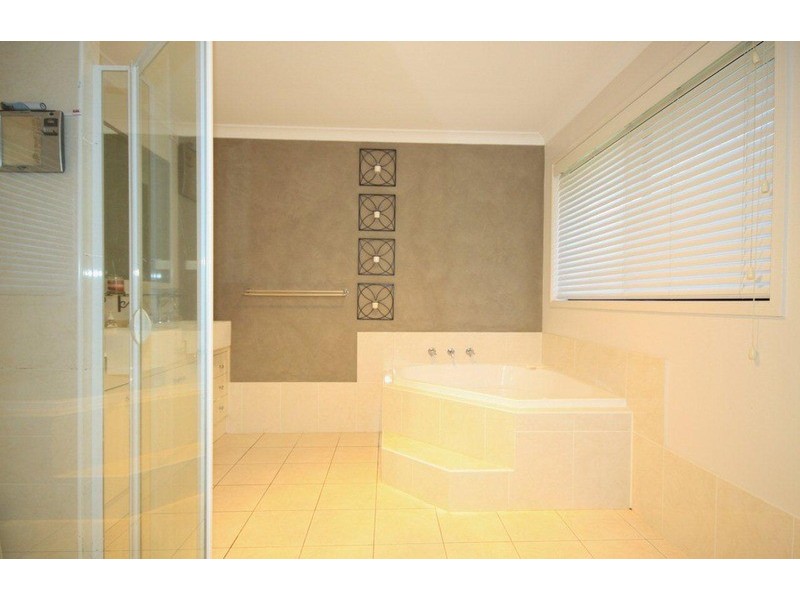 19 Kean  Avenue, Sanctuary Point NSW 2540