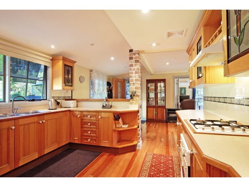 14 McArthur Drive, Falls Creek NSW 2540