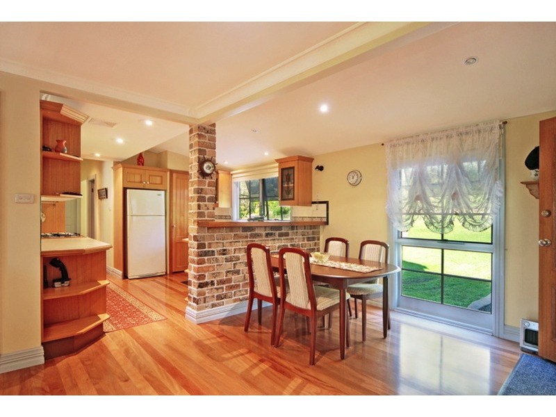 14 McArthur Drive, Falls Creek NSW 2540
