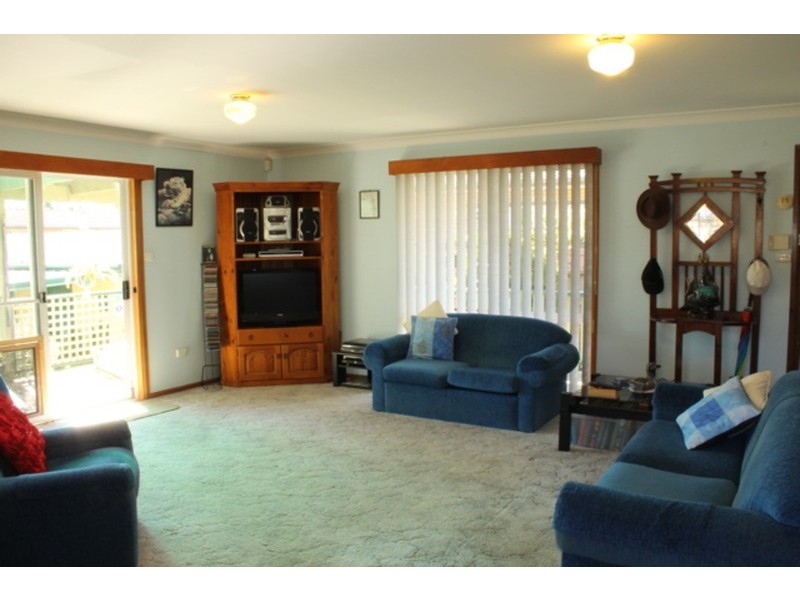 9  Gibson  Crescent, Sanctuary Point NSW 2540