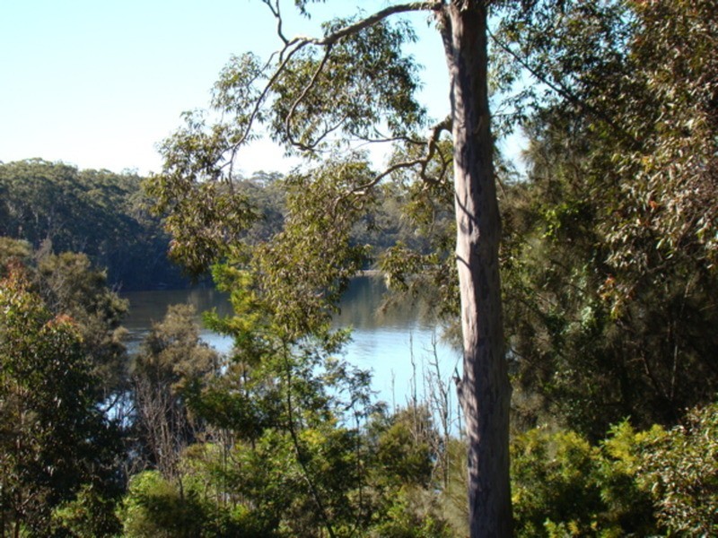 15 Boathaven Avenue, Basin View NSW 2540