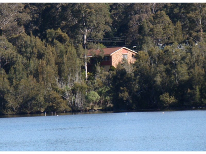 15 Boathaven Avenue, Basin View NSW 2540