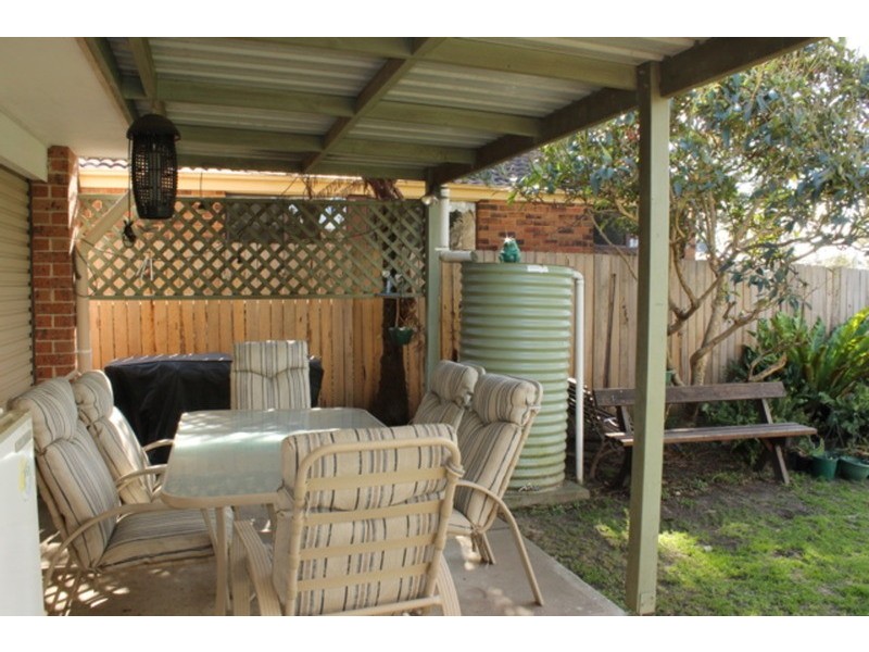 8 Truscott  Avenue, Sanctuary Point NSW 2540