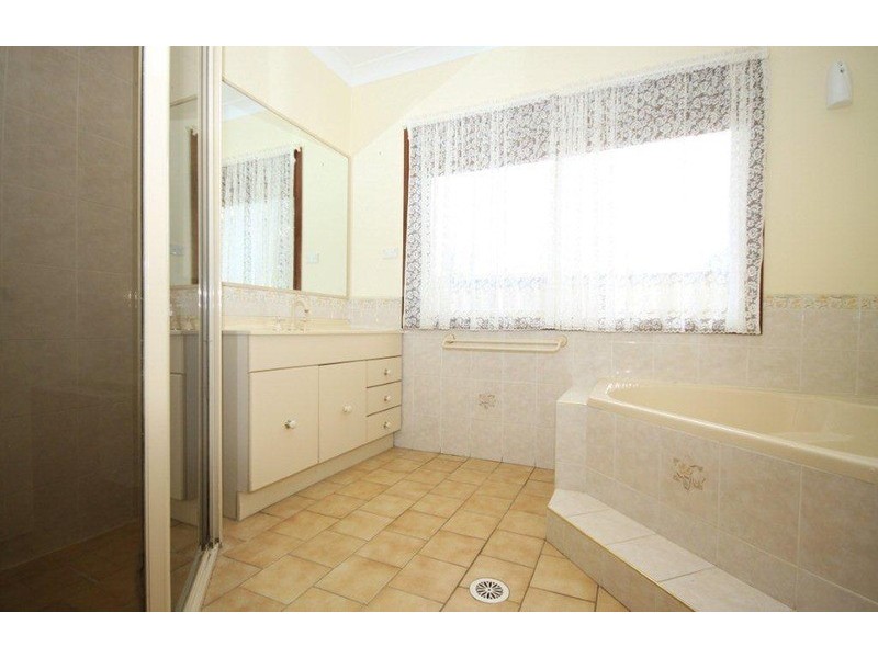 15 Tahnee  Street, Sanctuary Point NSW 2540