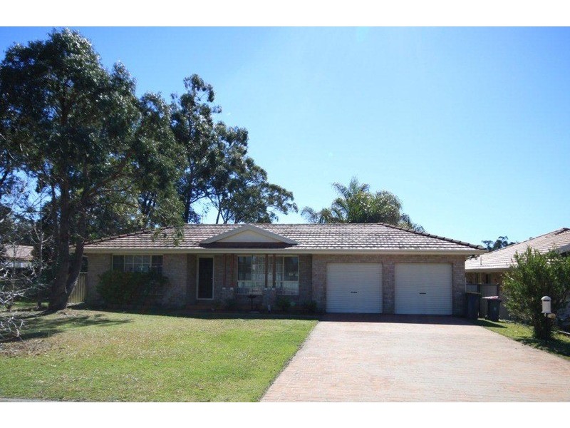 15 Tahnee  Street, Sanctuary Point NSW 2540