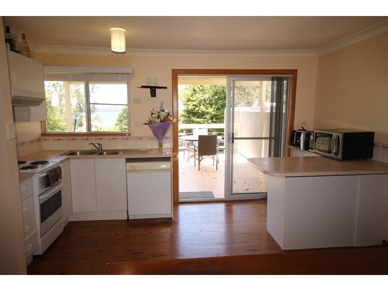 12  Second  Avenue, Erowal Bay NSW 2540