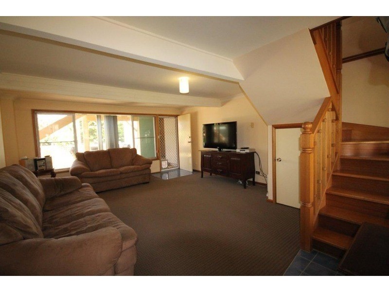 12  Second  Avenue, Erowal Bay NSW 2540