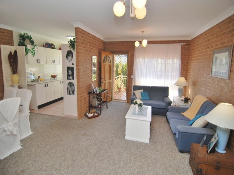 2/51 Beach  Street, Vincentia NSW 2540