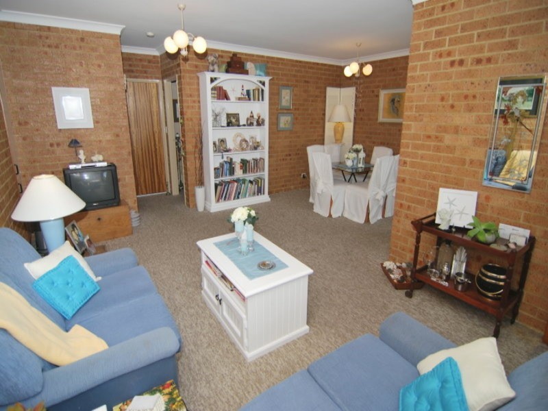 2/51 Beach  Street, Vincentia NSW 2540