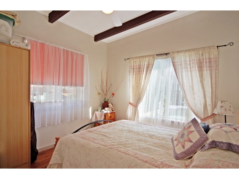 7 Truscott Street, Sanctuary Point NSW 2540