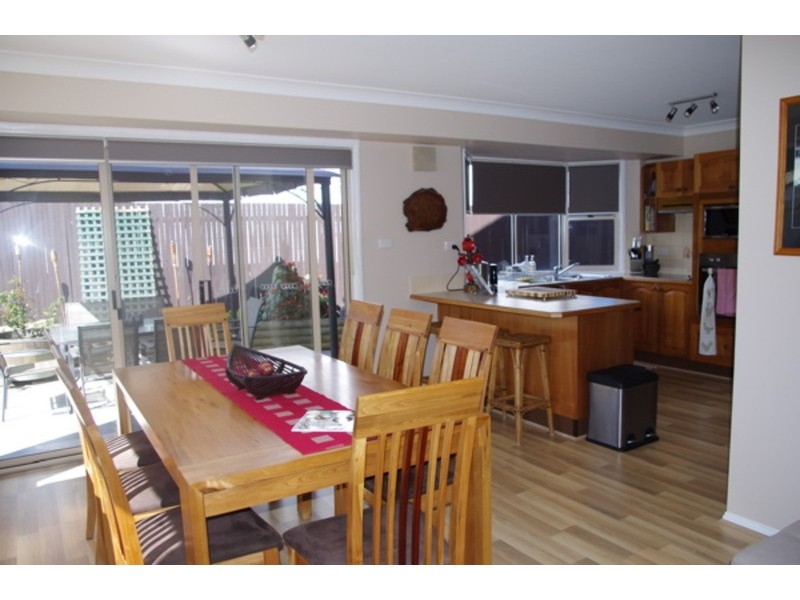 2 Dunisla Street, Sanctuary Point NSW 2540