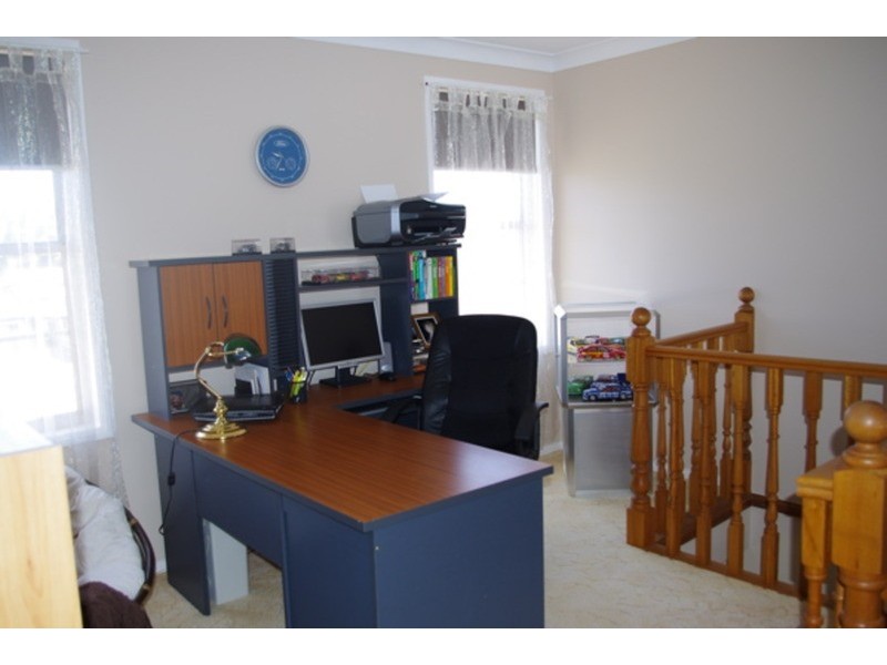 2 Dunisla Street, Sanctuary Point NSW 2540