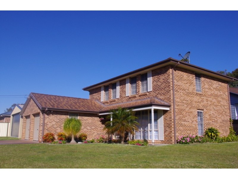 2 Dunisla Street, Sanctuary Point NSW 2540