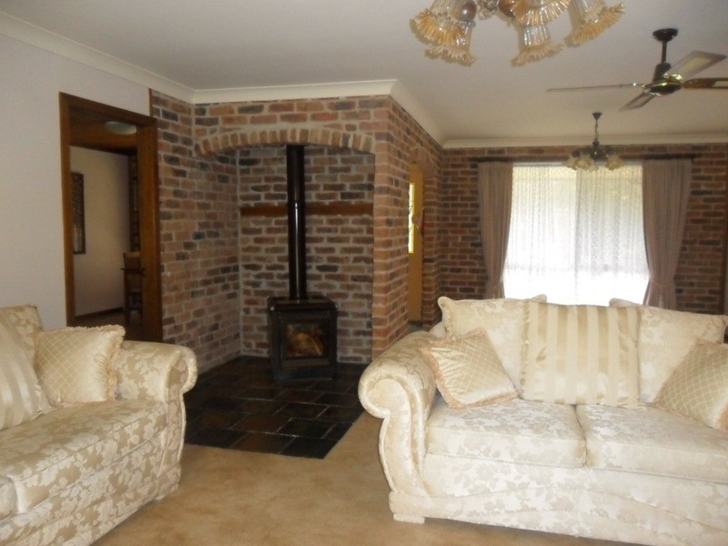 3 Seasongood Road, Woollamia NSW 2540