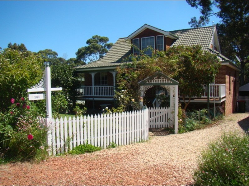 141  Macleans Point  Road, Sanctuary Point NSW 2540