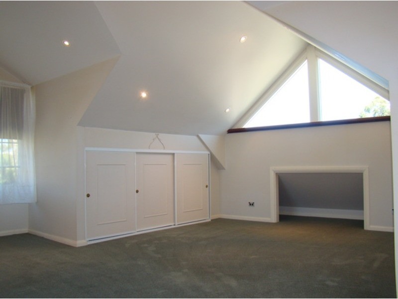 141  Macleans Point  Road, Sanctuary Point NSW 2540