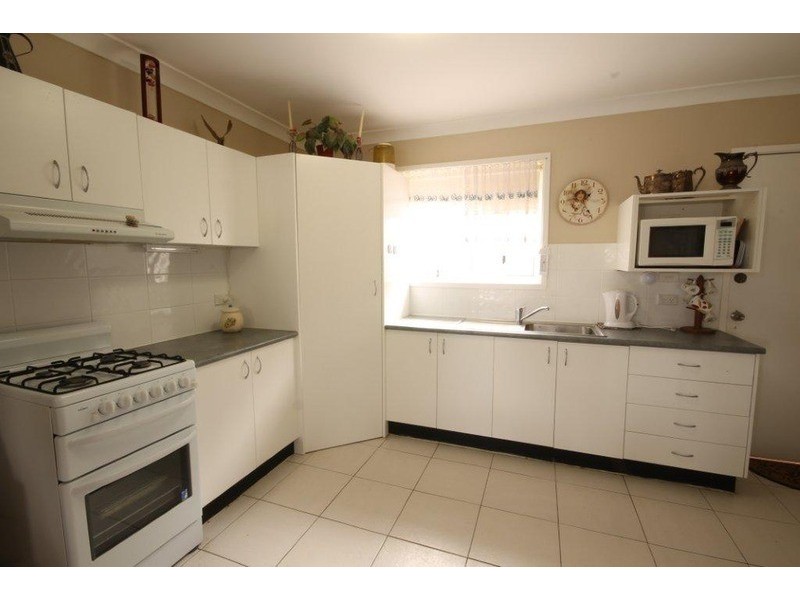 2 Truscott  Avenue, Sanctuary Point NSW 2540