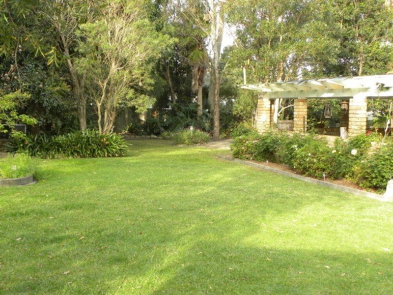 2 Truscott  Avenue, Sanctuary Point NSW 2540