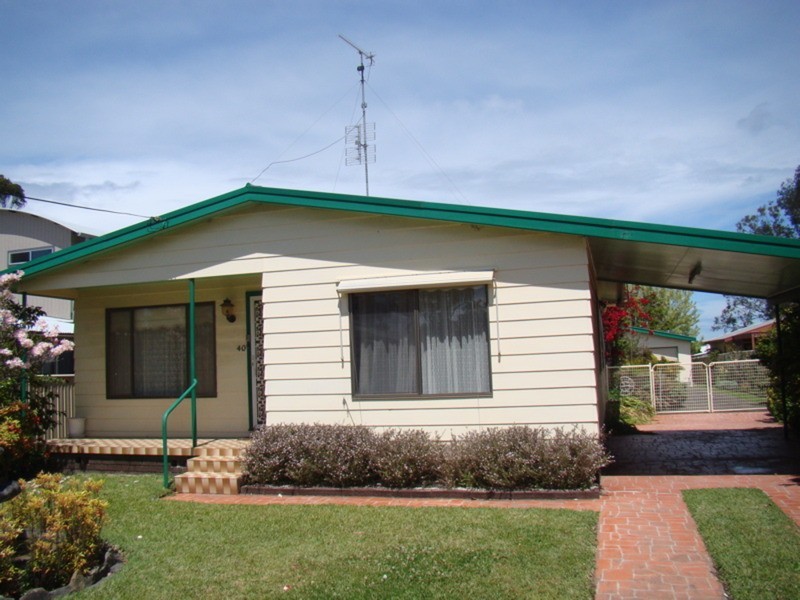 40 Tallyan Point  Road, Basin View NSW 2540